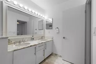 9801 Collins Ave, Bal Harbour, FL 33154 - Photo 15