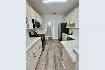 607 NE 35th Ave #607, Homestead, FL 33033 - Photo 5