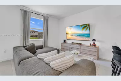 12613 NW 23rd Pl, Miami, FL 33167 - Photo 13