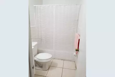 280 SW 11th Ave #18, Hallandale Beach, FL 33009 - Photo 17