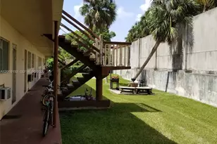 280 SW 11th Ave, Hallandale Beach, FL 33009 - Photo 21