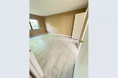 3129 Oakland Shores Dr #A109, Oakland Park, FL 33309 - Photo 5