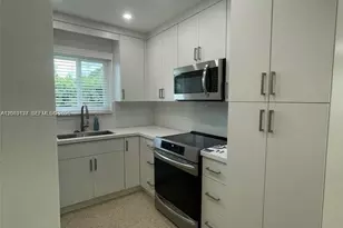 17320 NW 80th Ave, Hialeah, FL 33015 - Photo 39
