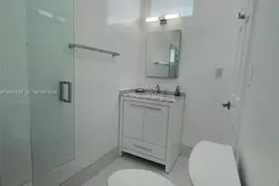 17320 NW 80th Ave, Hialeah, FL 33015 - Photo 43