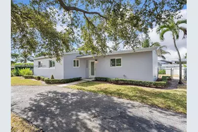17320 NW 80th Ave, Hialeah, FL 33015 - Photo 3