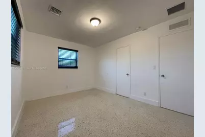 510 NE 4th Ave #510, Hallandale Beach, FL 33009 - Photo 17