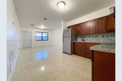 510 NE 4th Ave #510, Hallandale Beach, FL 33009 - Photo 9