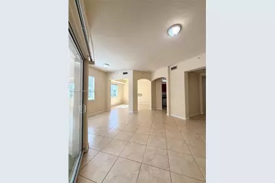 11603 NW 89th St #109, Doral, FL 33178 - Photo 7