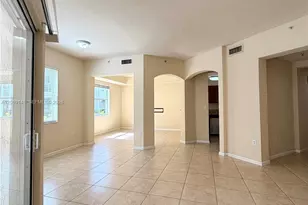 11603 NW 89th St, Doral, FL 33178 - Photo 7