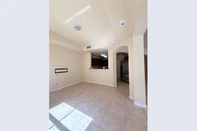 11603 NW 89th St #109, Doral, FL 33178 - Photo 9