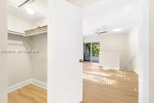 3025 Mary St, Miami, FL 33133 - Photo 15