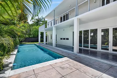 745 SW 22nd Rd, Miami, FL 33129 - Photo 7
