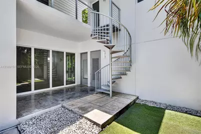 745 SW 22nd Rd, Miami, FL 33129 - Photo 15
