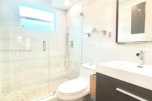 626 Meridian Ave, Miami Beach, FL 33139 - Photo 11