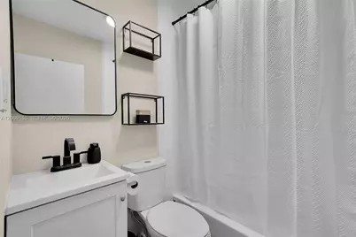 31 NE 53rd St, Miami, FL 33137 - Photo 13