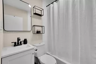 31 NE 53rd St, Miami, FL 33137 - Photo 13