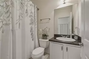 525 SW 18th Ave, Fort Lauderdale, FL 33312 - Photo 13