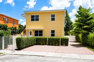 985 SW 10th St, Miami, FL 33130 - Photo 1