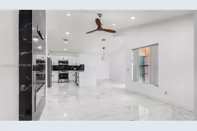 2421 SW 84th Ter, Miramar, FL 33025 - Photo 21