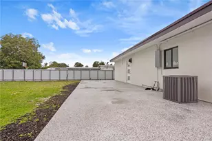 1910 NW 134th St, Miami, FL 33167 - Photo 19