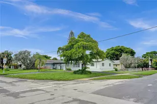 1220 NE 8th St, Pompano Beach, FL 33060 - Photo 63