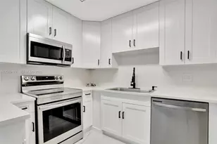 1220 NE 8th St, Pompano Beach, FL 33060 - Photo 19