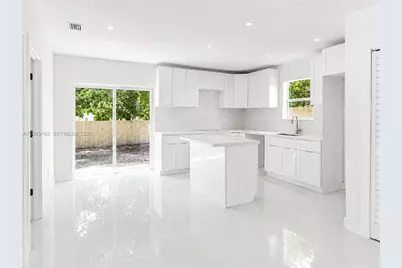 1780 NW 73rd St, Miami, FL 33147 - Photo 5