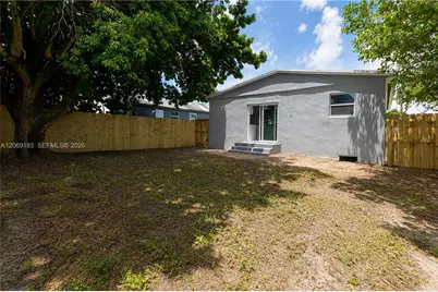 1780 NW 73rd St, Miami, FL 33147 - Photo 13