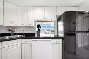 2100 Sans Souci Blvd, North Miami, FL 33181 - Photo 17