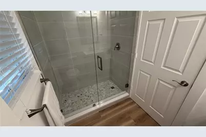 19089 NW 23rd Ct, Pembroke Pines, FL 33029 - Photo 11