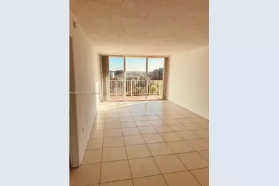 [Address not provided], Miami, FL 33176 - Photo 5