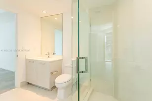 45 SW 9th St, Miami, FL 33130 - Photo 23