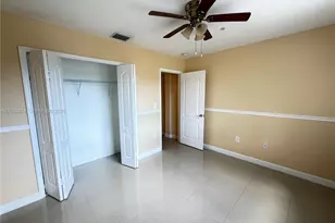 7250 NW 177th St, Hialeah, FL 33015 - Photo 7
