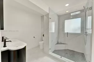 1777 Daytonia Rd, Miami Beach, FL 33141 - Photo 21