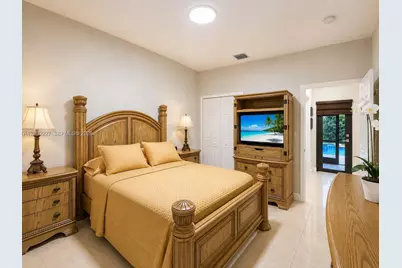 15951 NW 79th Ct, Miami Lakes, FL 33016 - Photo 15
