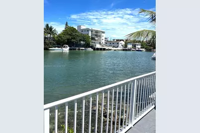 8271 Crespi Blvd #5, Miami Beach, FL 33141 - Photo 1