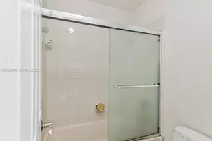 390 NW 86th Pl, Miami, FL 33126 - Photo 35