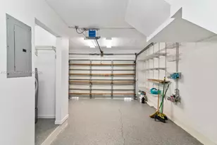 390 NW 86th Pl, Miami, FL 33126 - Photo 13