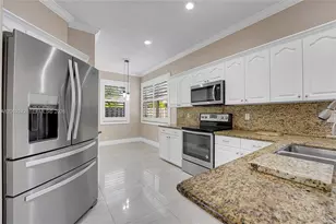 1905 Capeside Cir, Wellington, FL 33414 - Photo 9