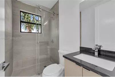 828 NE 14th St, Fort Lauderdale, FL 33304 - Photo 15