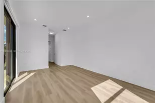 828 NE 14th St, Fort Lauderdale, FL 33304 - Photo 23