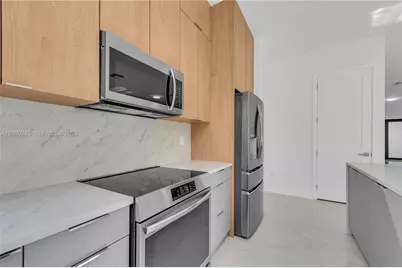 828 NE 14th St, Fort Lauderdale, FL 33304 - Photo 11