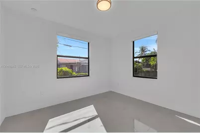 828 NE 14th St, Fort Lauderdale, FL 33304 - Photo 13
