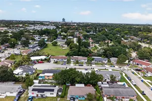 5816 Cleveland St, Hollywood, FL 33021 - Photo 23