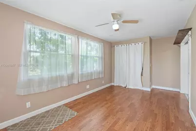 6840 SW 10th Ct, North Lauderdale, FL 33068 - Photo 13