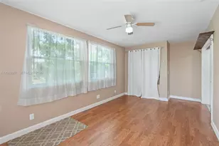 6840 SW 10th Ct, North Lauderdale, FL 33068 - Photo 13