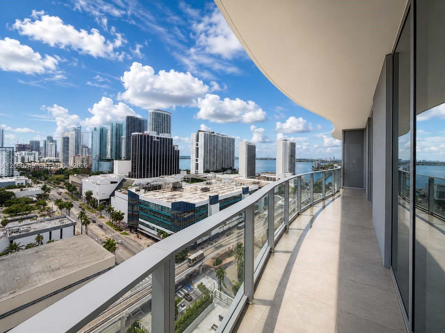 1400 Biscayne Blvd #1807 - 1400 Biscayne Blvd #1807, Miami, FL 33132 Luxury Property | Jose Angel Pina