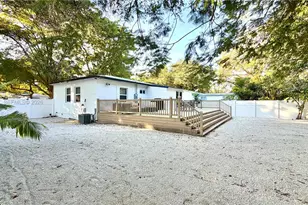 12325 NE 11th Pl, North Miami, FL 33161 - Photo 31