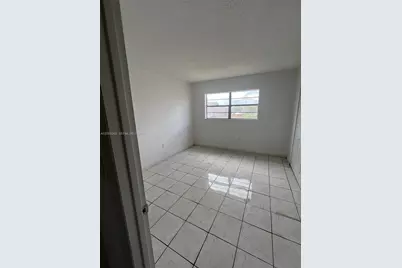 10500 SW 8th St #410, Miami, FL 33174 - Photo 11