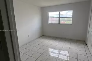 10500 SW 8th St, Miami, FL 33174 - Photo 11